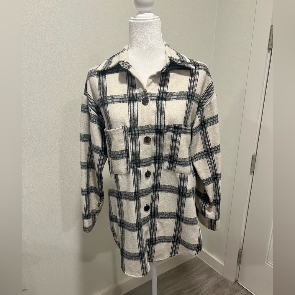 Plaid Shacket Button-Up Women's Jacket